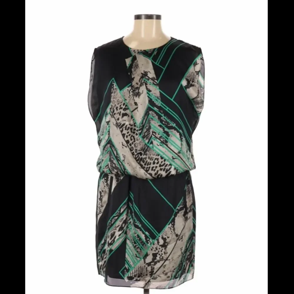 Kenneth Cole New York geometric leopard and snake‎ patterned dress, size 6